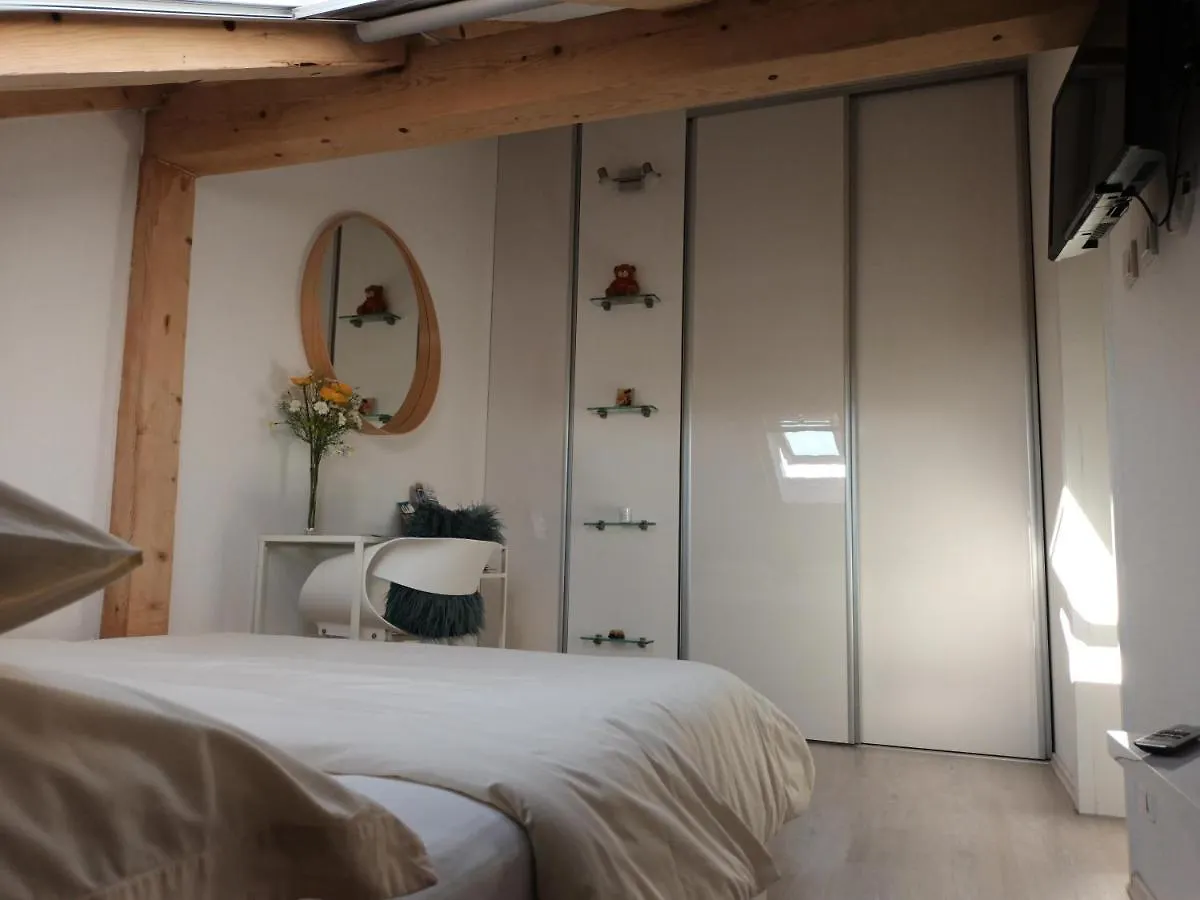 Kike Apartment Kastela