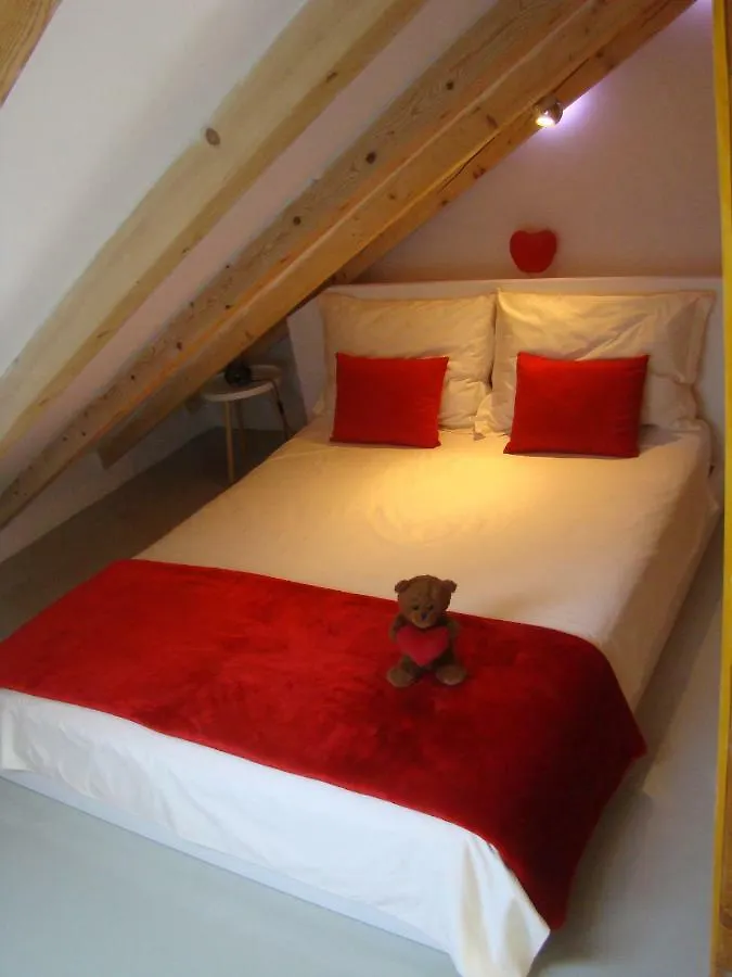 Kike Apartment Kastela